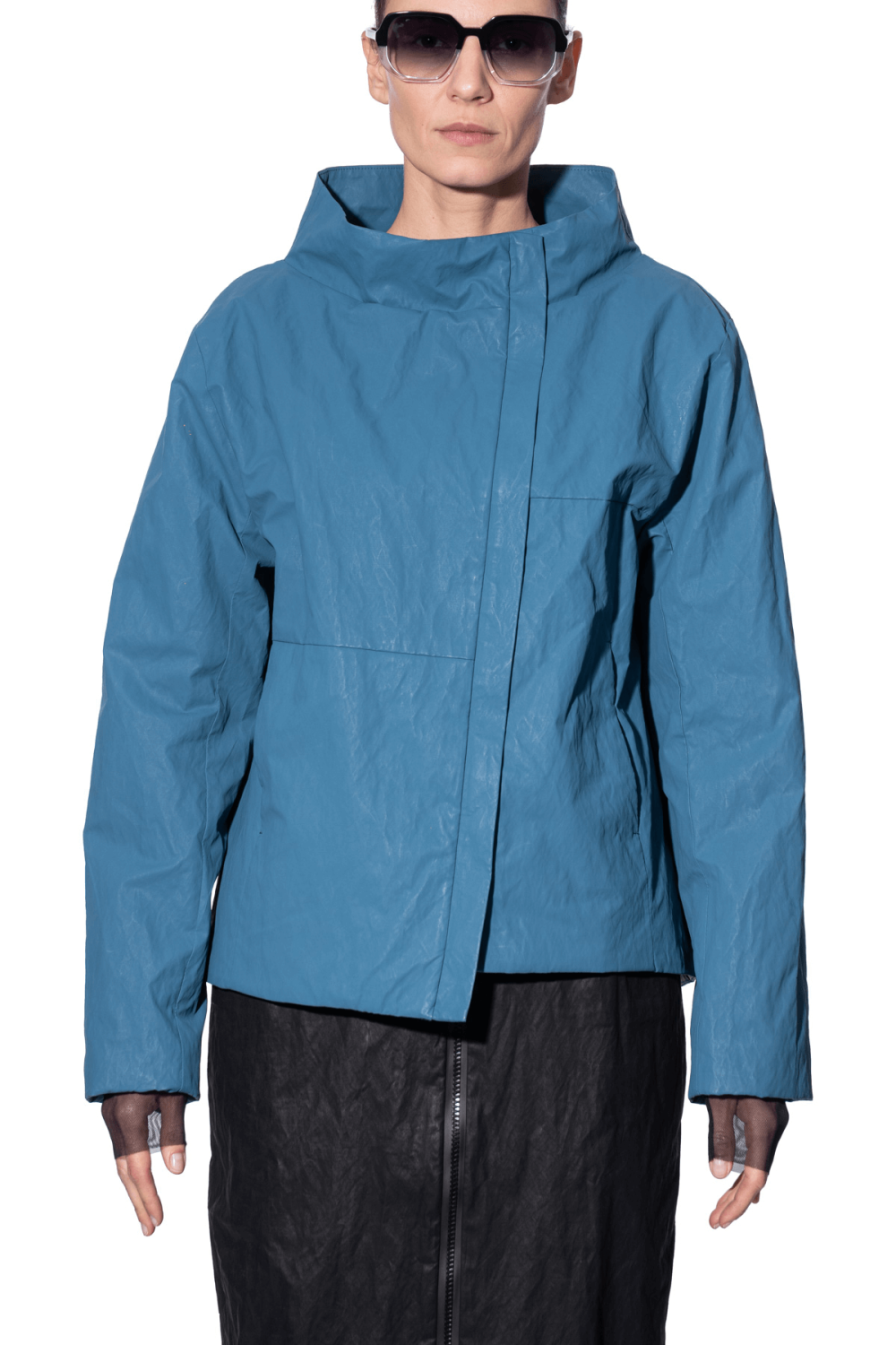 ART 070503252 Short Jacket with Stand Collar and Mesh Cuffs